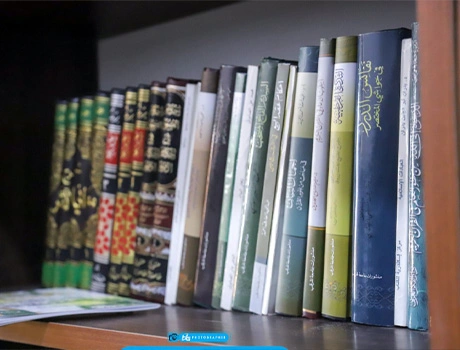 افتتاح مكتبة كلية اللغات بجامعة المرقب