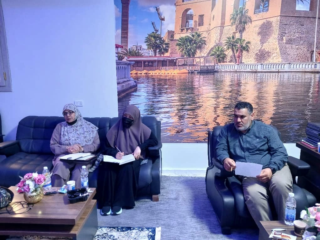 زيارة مدير إدارة ضمان الجودة وأعضاء مجلس الجودة بالجامعة إلى كلية التقنية الطبية